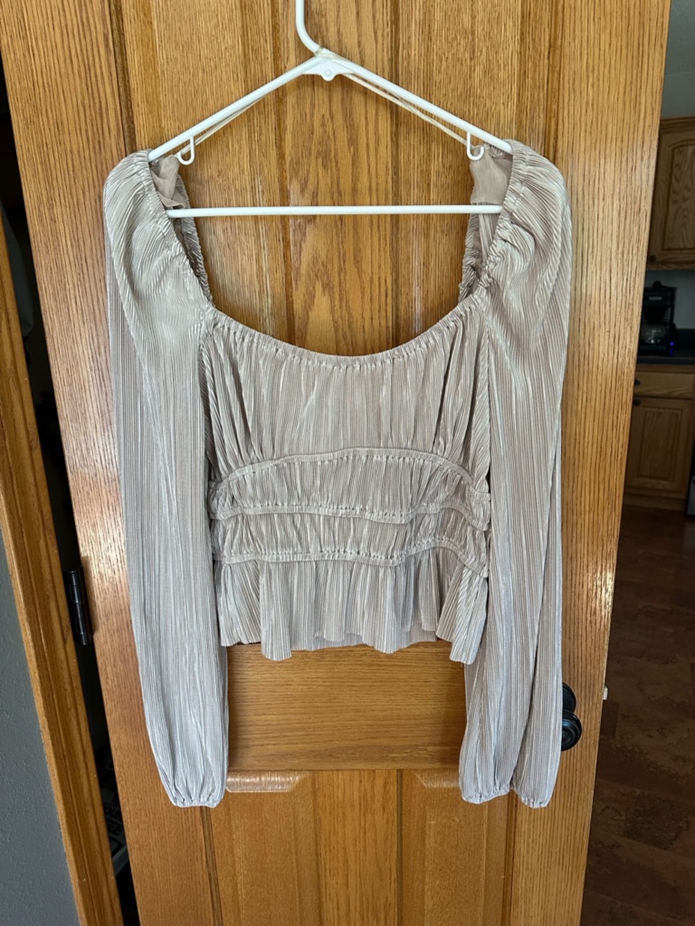 Astr Pleated Long-Sleeve Ruched Crop Top in Taupe